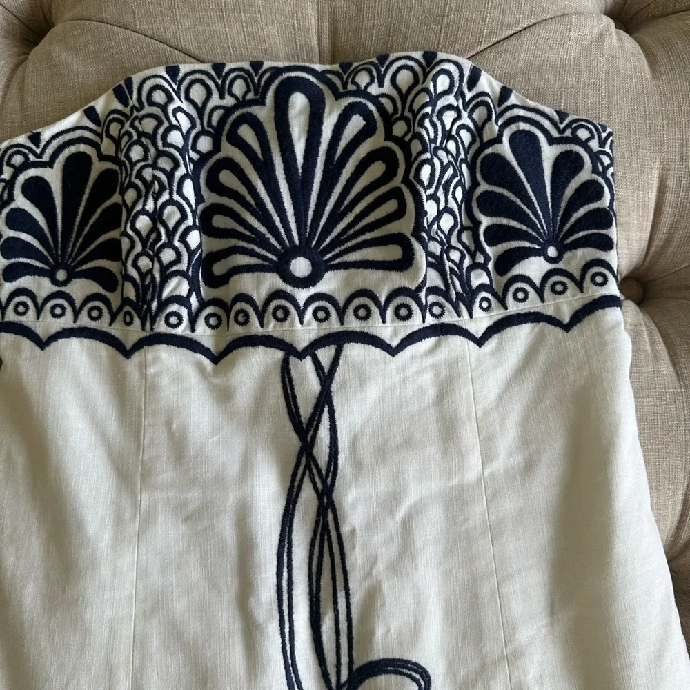 Lilly Pulitzer Strapless Dress with Navy Embroidery - Picture 4 of 10